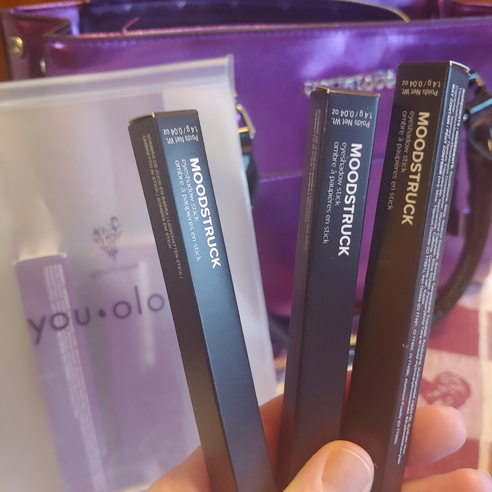 Moodstruck Shadow Sticks